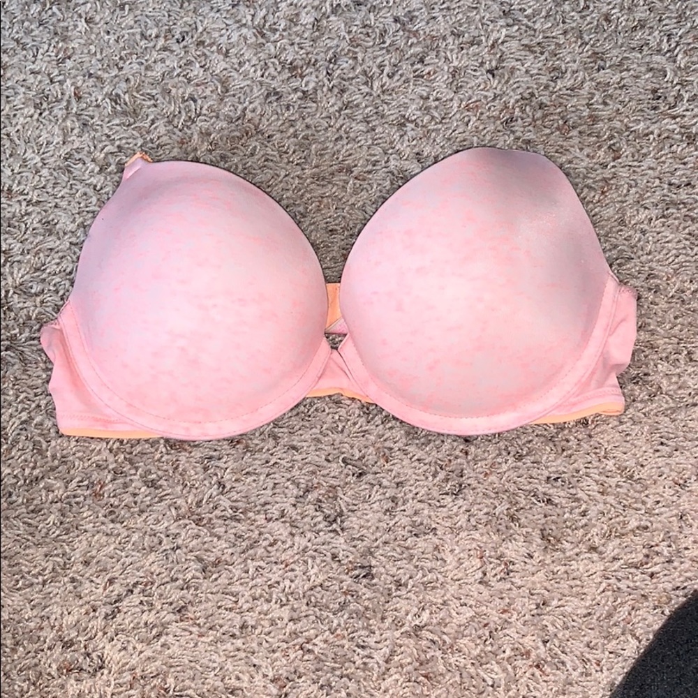 PINK Padded push-up bra